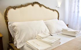 Twins Studio Apartment